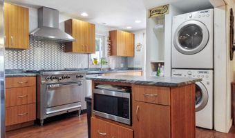 26 Tabert Ln, Belgrade, ME 04917