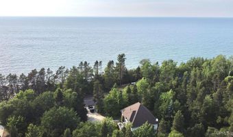 5912 5 Mile Pt Rd, Allouez, MI 49805