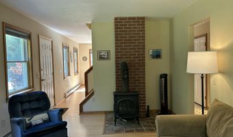 29 Folkestone Dr, Bar Harbor, ME 04609