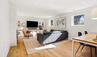 5619 OAKMONT Ave, Bethesda, MD 20817