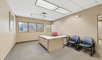 1735 Central Ave, Albany, NY 12205