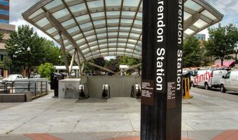 3110- C 9TH Rd N, Arlington, VA 22201