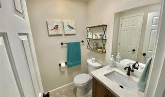 436 E 3rd St B, Alton, IL 62002
