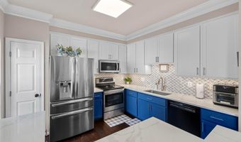 25427 ELM Ter, Aldie, VA 20105