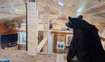 8854 River Dr, Angora, MN 55703