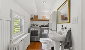 341 Chapel Hill Rd, Atlantic Highlands, NJ 07716