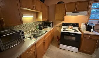 20 Tracy Dr, Burlington, VT 05408