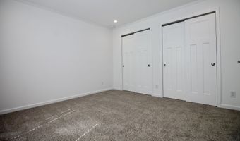 42 Silvermead Dr, Freehold, NJ 07728