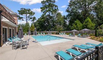 127 Devore Rd 204, Alpharetta, GA 30009