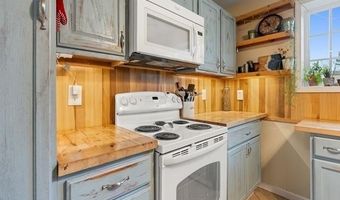 495 Brushy Rd, Batesville, AR 72501