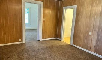 816 4th St, Alva, OK 73717