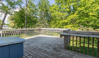 102 Ross Gdn NW, Alexandria, MN 56308