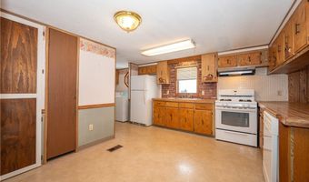 21 Golden Pond, Akron, NY 14001