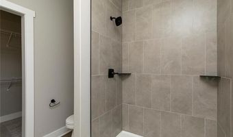 529 Meadows Ct, Polk City, IA 50226