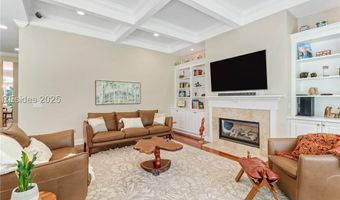 7 Greenwood Dr, Bluffton, SC 29910
