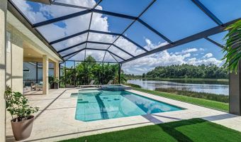 5330 SILVER SUN Dr, Apollo Beach, FL 33572