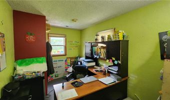 406 S Main St, Archie, MO 64725