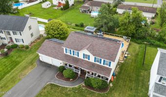 117 E Windswept Dr, Amsterdam, NY 12010