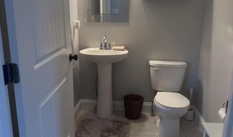 102 Beckman Dr, Altoona, PA 16602