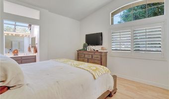 137 Nightingale Dr, Aliso Viejo, CA 92656