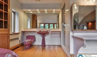 2835 Parkway Blvd, Allentown, PA 18104