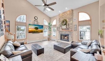 928 Seaman Ave, Beachwood, NJ 08722