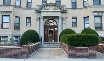 69 Park Dr 17, Boston, MA 02215