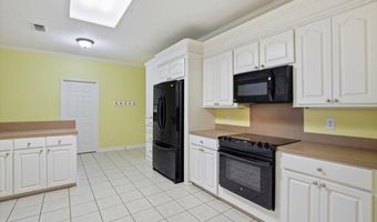 215 Old Town Ln, Brandon, MS 39042