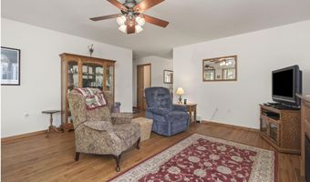 1529 15th St, Baraboo, WI 53913