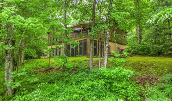 160 Sweetwater Ridge Rd, Balsam Grove, NC 28708