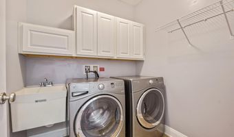 22985 WEYBRIDGE Sq, Ashburn, VA 20148