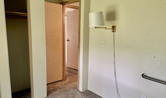 702 W 1st St, Albion, WA 99102