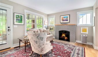 1138 S 7th St, Ann Arbor, MI 48103
