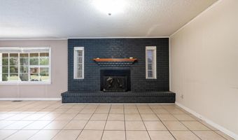 313 Christopher Dr, Athens, AL 35611