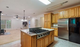 135 Red Bird Cv, Batesville, MS 38606