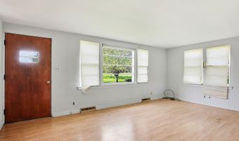 42177 N Lake Ave, Antioch, IL 60002
