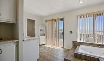 19403 Oneida Ct, Apple Valley, CA 92307