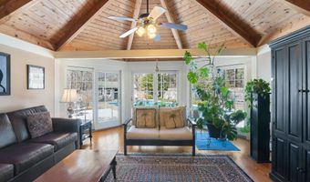 301 Maple St, Brattleboro, VT 05301