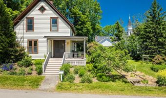 21 Elm St, Belfast, ME 04915