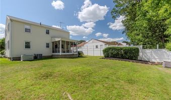 19 Longue Vue Ave, North Providence, RI 02904