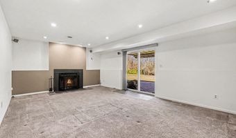 9 MAINMAST Ct, Baltimore, MD 21220