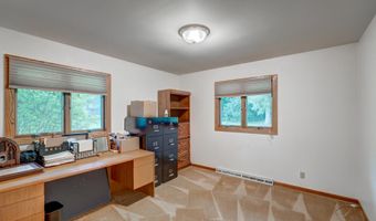 5241 Dommers Dr, Fitchburg, WI 53711