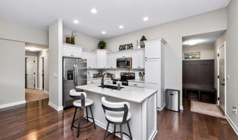 2719 SW Prairie Trail Pkwy, Ankeny, IA 50023