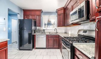 93 Park Ave 1204, Danbury, CT 06810