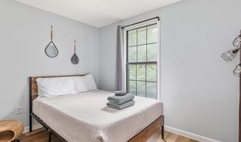 475- A KING St 13A, Basye, VA 22810