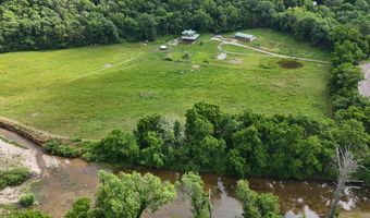 11817 A Hwy, Ava, MO 65608