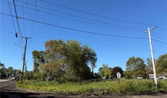 20 J Medeiros Way, East Providence, RI 02914