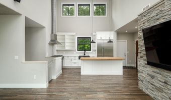 6172 Hellner Rd, Ann Arbor, MI 48105