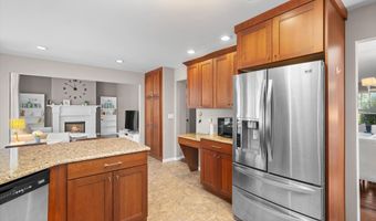 1965 Harley Ct, Ann Arbor, MI 48103