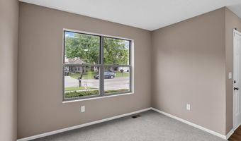 2893 Barrows Rd, Columbus, OH 43232